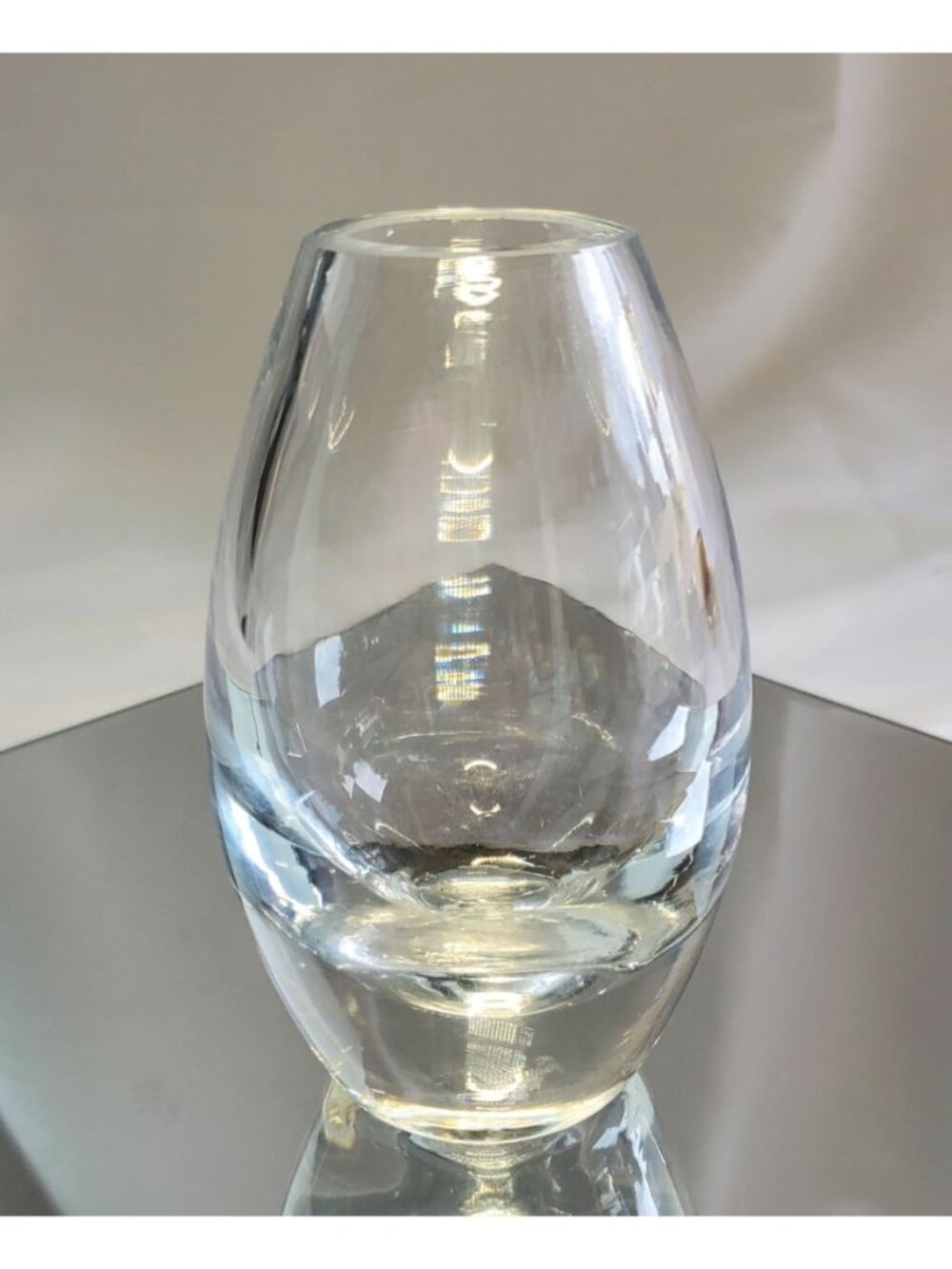 Vintage Swedish Crystal Flower Vase Clear Art Glass Home Decor MCM 4.5" Tall